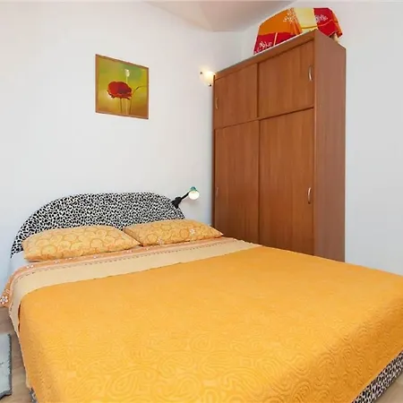 Heliodor - With Parking Apartment *